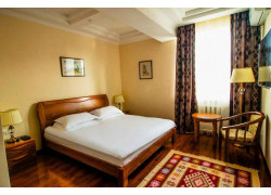 Гостиница - Soluxe Hotel Bishkek